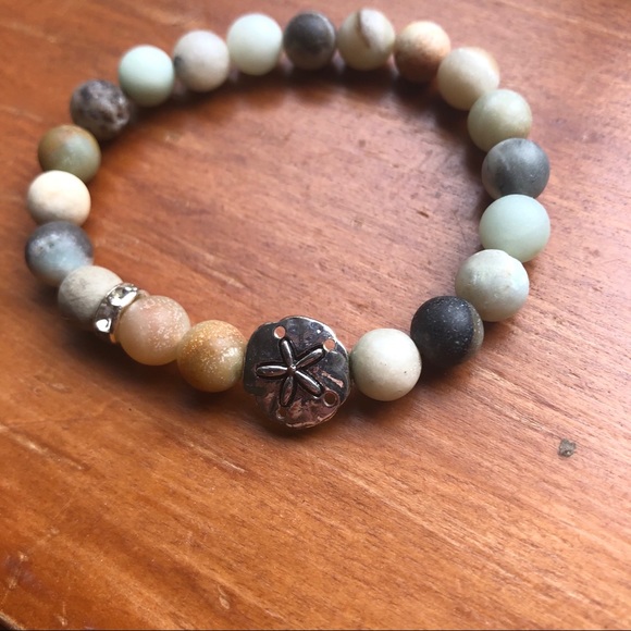 Jewelry - Sand dollar charm bracelet